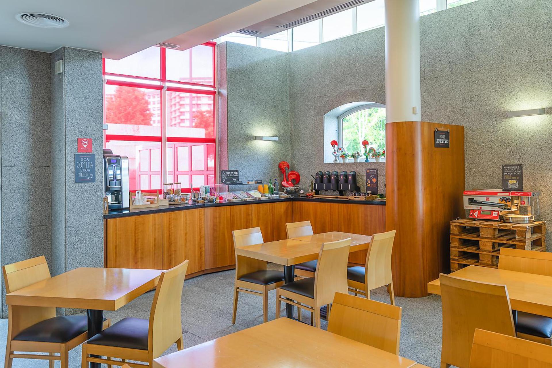 Hotel Ibis Guimaraes Exterior photo