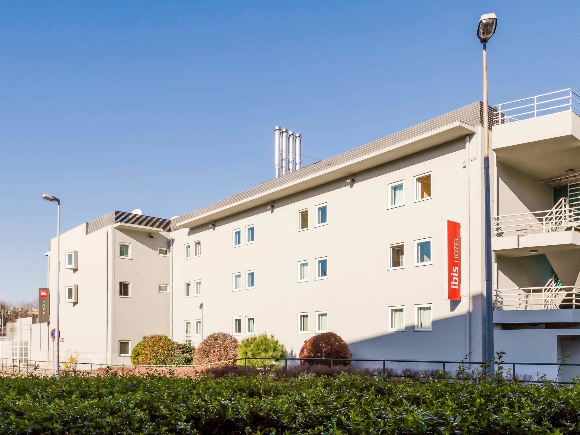 Hotel Ibis Guimaraes Exterior photo